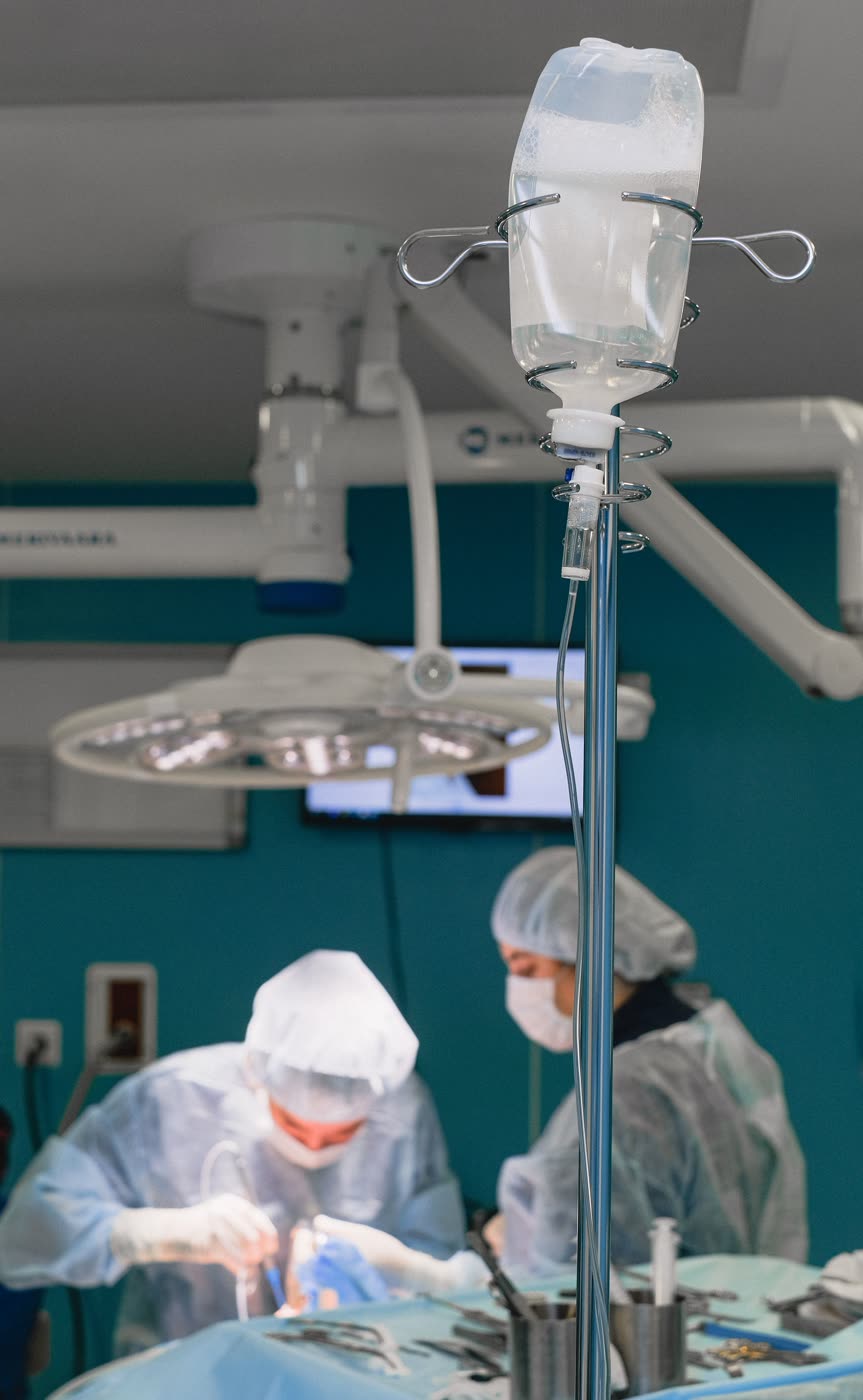 Zespół sali operacyjnej podczas pracy w holenderskim szpitalu